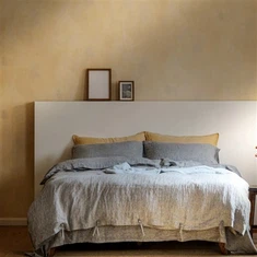 Hushållsset av rent linne